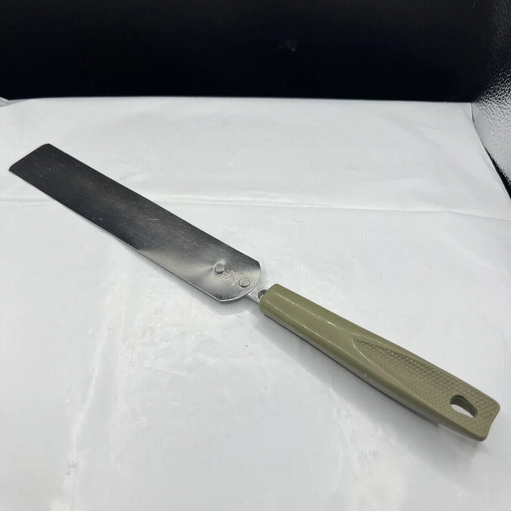 Vtg EKCO Spatula Spreader Cake Icing Avocado Green Plastic Handle Utensil USA